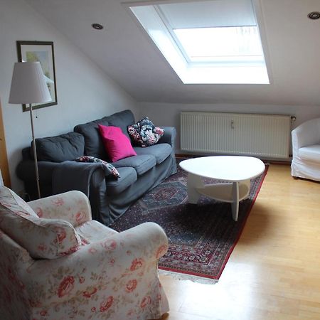 Ferienwohnung Nett 布兰肯海姆 外观 照片