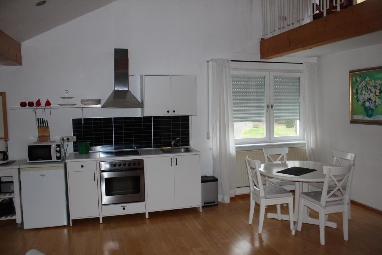 Ferienwohnung Nett 布兰肯海姆 外观 照片